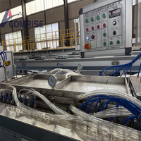 Machines économiques pour la fabrication de panneaux décoratifs en PVC pour plafonds et cloisons