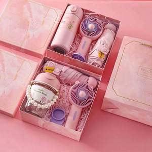 ชุดของขวัญปักลายสีชมพูขนาดเล็กสำหรับธุรกิจ - ชุดกิจกรรมพร้อมแก้วเก็บความร้อน ร่ม และกระเป๋า สำหรับสวัสดิการพนักงานและของขวัญลูกค้า - Product Image 2