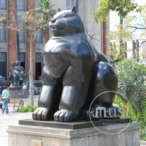 Statues de femmes nues en bronze, sculptures de Fernando Botero, art moderne célèbre, grand jardin extérieur, MUSI - Product Image 4