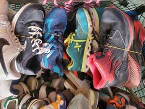 Zapatos <span class=keywords><strong>de</strong></span> verano <span class=keywords><strong>de</strong></span> <span class=keywords><strong>segunda</strong></span> <span class=keywords><strong>mano</strong></span> para hombre, calzado <span class=keywords><strong>de</strong></span> limpieza <span class=keywords><strong>de</strong></span> alta calidad, 25 kilos <span class=keywords><strong>por</strong></span> bolsa, usado, para África - Product Image 3