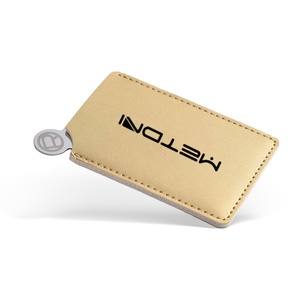 Espejo de Bolsillo Metálico Duradero con Logotipo Grabado Láser Personalizado y Funda de PU - Product Image 2