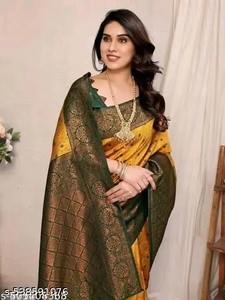 Sari de Seda Banarasi Pura de la Mejor Calidad con Bordado Tradicional Zari, Sari Elegante para Bodas y Eventos Festivos en Venta - Product Image 4