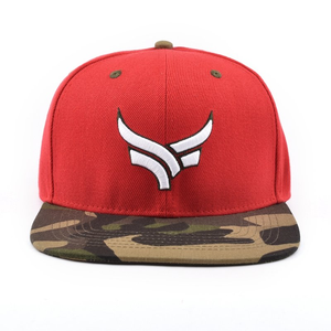 Gorra Snapback Roja de 6 Paneles con Logotipo Bordado en 3D Personalizado en Blanco, Visera de Camuflaje, Estilo Urbano Unisex - Product Image 1