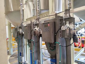 Détecteur de métaux pour systèmes de détection sur ligne de production alimentaire pour protéines de soja texturées transportées pneumatiquement - Product Image 3