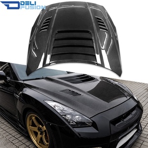 ฝากระโปรงคาร์บอนไฟเบอร์สำหรับ Nissan GTR R35 ปี 2008-2023 รุ่น Revo Style แบบมีช่องระบายอากาศ พร้อมถาดรองน้ำและแผ่นกันฝน - Product Image 1