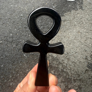 Venta al por mayor de alta calidad: Cruz tallada de obsidiana natural y cuarzo ANKH para decoración y oración curativa. - Product Image 3