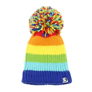 Bonnet d'hiver arc-en-ciel avec grosse pompon, logo personnalisé - Product Image 2