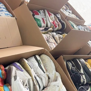 Groothandel Hongyang Fabriek Gebruikte Loopschoenen Internationale Merken Top Mannen Tweedehands Sneakers in Balen Heren - Product Image 4