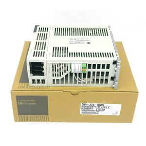 Nouvel amplificateur de commande de variateur de fréquence AC MR-J2S-100B Série J2S en STOCK Démarreurs de moteur - Product Image 1