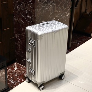 Maleta <span class=keywords><strong>de</strong></span> Viaje Luagege Moq 1 con Marco <span class=keywords><strong>de</strong></span> Aluminio, Candado TSA, 24 Pulgadas, Totalmente <span class=keywords><strong>de</strong></span> Aluminio, <span class=keywords><strong>Maletas</strong></span> Metálicas, <span class=keywords><strong>Maletas</strong></span> <span class=keywords><strong>de</strong></span> Viaje Air Tati Al - Product Image 2
