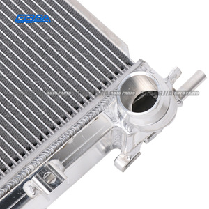 Réservoir d'eau haute température de voiture en matériau d'origine pour Aston Martin DB11 DBS DBX Vantage 4.0 2016-2024 OE HY53-8005-AA - Product Image 5