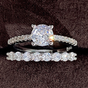 Set di Anelli in Due Pezzi con Zirconi per Donne, Gioielli Eleganti e Minimalisti Abbinati alla Moda - Product Image 4