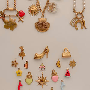 Américain en <span class=keywords><strong>acier</strong></span> <span class=keywords><strong>inoxydable</strong></span> mode casual fille sac fruit lovely sun DIY pendentif four placage sous vide 18K pendentifs - Product Image 2