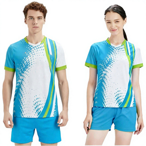 Uniforme de Fútbol Personalizado para Clubes y Equipos, Conjunto Completo de Camiseta de Fútbol China, Uniforme Unisex 100% Poliéster Antibacterial con Cuello Redondo - Product Image 1