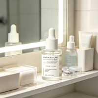 Sérum Visage OEM à la Niacinamide Éclaircissant Correcteur Taches Brunes Hydratant Soin de la Peau Usine Source