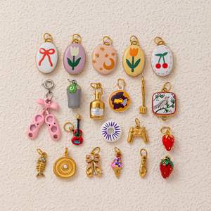 Nuovi Ciondoli Personalizzabili Fai-da-Te in Acciaio Inox, Gioielli alla Moda, Decorazioni per Scarpe, Chitarre, Fiori, Ciondoli Placcati Oro 18K per Creazione di Gioielli - Product Image 1