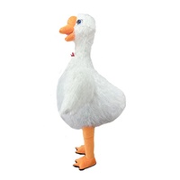 Costume de mascotte gonflable de cygne blanc Costume d'oie à fourrure adulte pour la scène de divertissement