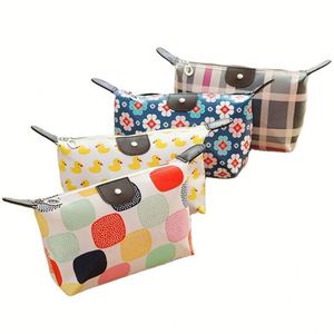 Sacs de maquillage miniatures en nylon personnalisés pour femmes avec logo imprimé pour les articles de toilette, étui de rangement portable - Product Image 3