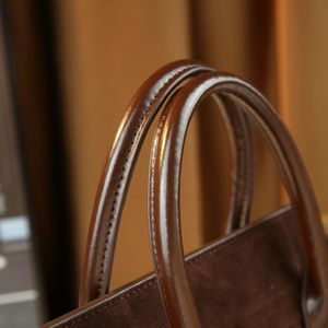 Sac à main portable tendance style rétro avec visage souriant, nouvelle collection mode européenne et américaine - Product Image 5