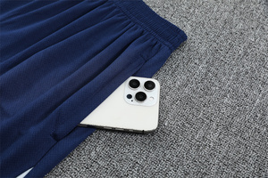 เสื้อฟุตบอลสโมสรแขนสั้นชุดกีฬาแบบสั่งทำเสื้อฟุตบอลแขนสั้นดูดซับความชื้น - Product Image 6