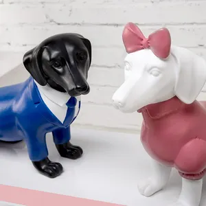 素敵な犬の形をした安価なプラスチック製犬マネキン、在庫あり、小型犬マネキン、ウィンドウディスプレイ用、バディ-Wマネキン人形販売中 - Product Image 1