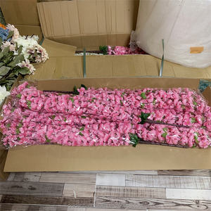 QSLH Ti390 grande fleur de fleur de pê<span class=keywords><strong>cher</strong></span> suspendue rose clair soie artificielle en gros fleur artificielle branche de fleur de cerisier - Product Image 5