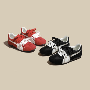 รองเท้าผ้าใบ Ankola Red Casual Trainers 2026 รุ่น Retro สวมใส่สบาย ระบายอากาศได้ดี สองสี ทำจาก PU สำหรับผู้หญิง สไตล์ Forrest Gump - Product Image 1