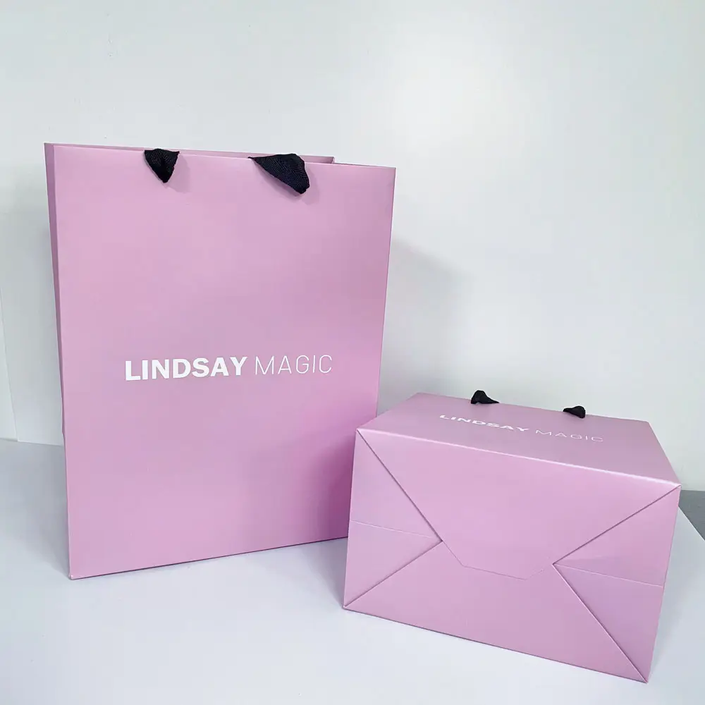 Sacos de presente de luxo com alça de fita, sacola de compras charmoso com logotipo, saco de papel impresso personalizado com seu próprio logotipo