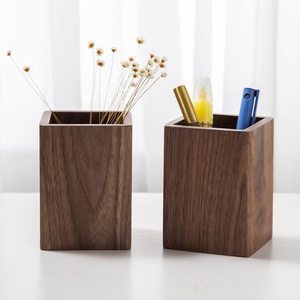 Organisateur de bureau écologique <span class=keywords><strong>Porte</strong></span>-<span class=keywords><strong>crayon</strong></span> <span class=keywords><strong>en</strong></span> <span class=keywords><strong>bois</strong></span> de noyer <span class=keywords><strong>Porte</strong></span>-stylo <span class=keywords><strong>en</strong></span> <span class=keywords><strong>bois</strong></span> personnalisé - Product Image 2