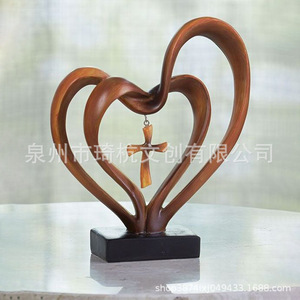 Adorno de Escritorio en Forma de Corazón, Resina, Dos Corazones Cruzados Colgantes, Decoración para Sala de Estar u Oficina - Product Image 3