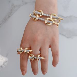 Gioielli di moda a foglia magnetica braccialetto sano Set argento placcato in acciaio inossidabile cristallo oro Cartierred <span class=keywords><strong>bracciale</strong></span> <span class=keywords><strong>donna</strong></span> - Product Image 2