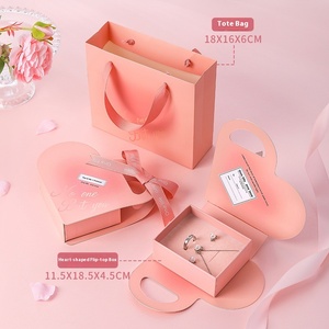 Boîte cadeau portable carrée Saint-Valentin en forme de cœur, organisateur de bijoux créatif pour couples, idéal pour la vente en gros - Product Image 2