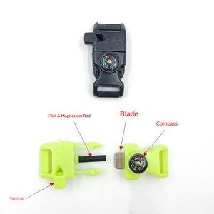 Sifflet d'urgence pour le camping en plein air avec mini boussole intégrée - Product Image 2