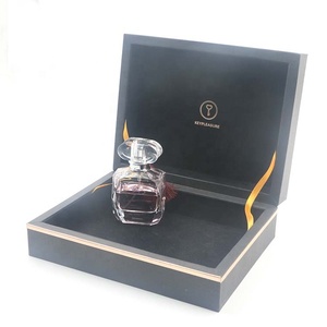 Noir En Gros <span class=keywords><strong>Parfum</strong></span> <span class=keywords><strong>Attar</strong></span> Emballage Boîte-Cadeau Avec Velours - Product Image 1