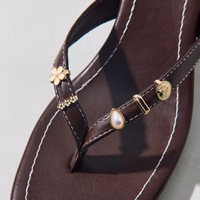 Gantungan Hias Sandal Logam Mutiara Bunga Biru Desain Enamel Bergaya Niche Serbaguna untuk Dekorasi Sandal Jepit, Kreativitas DIY