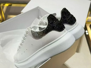 Chaussures décontractées de luxe 2026 au design élégant et ornées de pierres – Chaussures de marche tendance en cuir patchwork - Product Image 4