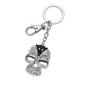 Portachiavi con Teschio in Cristallo, Design Elegante, Senza Scatola - Product Image 1