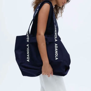 Sac fourre-tout en toile de coton personnalisé avec logo imprimé, pour le sport et le style de vie actif, idéal pour la salle de sport - Product Image 4