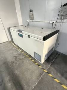 Congelador Comercial de Una Sola Temperatura Ajustable de 668L, Ultra Baja Temperatura (-30°C a -65°C), con Compresor y Puerta de Acero Inoxidable 304 - Product Image 6