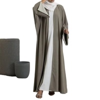 Abaya ouverte élégante à double manches Lignes Custom, Kimono en polyester mat de qualité supérieure, Vêtement modeste infroissable pour le quotidien