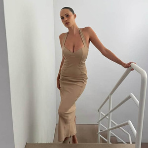 Vestido ajustado con cuello halter, color liso, cintura ceñida, sin espalda, corte ajustado, para oficina - Product Image 3