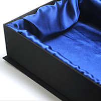 Coffrets Cadeaux en Carton Rigide Noir avec Logo Personnalisé, Fermeture Magnétique, Style Livre et Finition Satinée