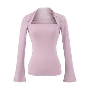 เสื้อยืดแขนยาวอเนกประสงค์สีพื้นเข้ารูปคอสี่เหลี่ยมของผู้หญิงแขนบาน - Product Image 2