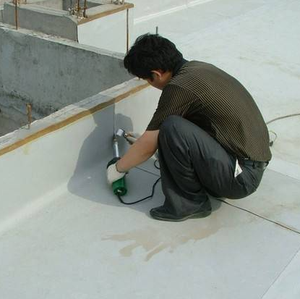 Membrane imperméable moderne en PVC de conception industrielle résistante à l'eau pour le sous-sol de toit comme matériaux de construction et sous-couche - Product Image 6