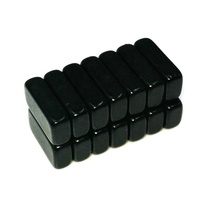 N42MEpoxy noir adhésif personnalisé magnétique multipolaire fort mini bande aimant