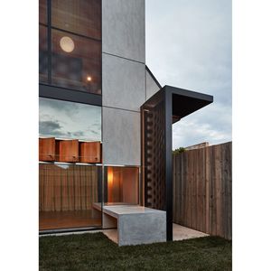 Villa moderna con estructura de acero ligero, paredes de vidrio y paneles de hormigón para uso residencial - Product Image 3
