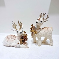 Ornement de Noël Renne Réaliste, Figurine de Cerf Faite à la Main en Fil de Coton et Matière Bulle, Décoration de Vitrine, Accessoire Artisanal Animalier