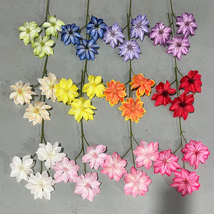 Bouquet de fleurs artificielles en soie Clematis, imperméable, pour décorations de mariage, extérieur et accessoires de maison - Product Image 2