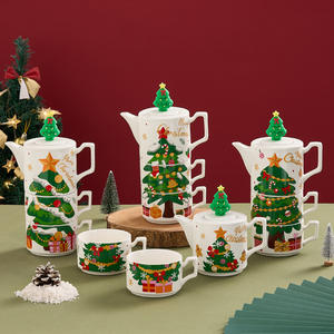 Théière en céramique de Noël, ensemble cadeau de Noël très vendu, service à thé plaqué or, deux tasses, compatible lave-vaisselle et micro-ondes, réutilisable - Product Image 4