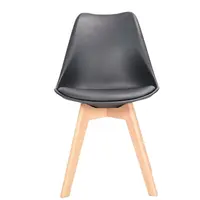 סין מפעל זול באיכות גבוהה מודרני עיצוב שחור לבן פלסטיק אוכל קפה כיסאות עם אשור עץ רגליים